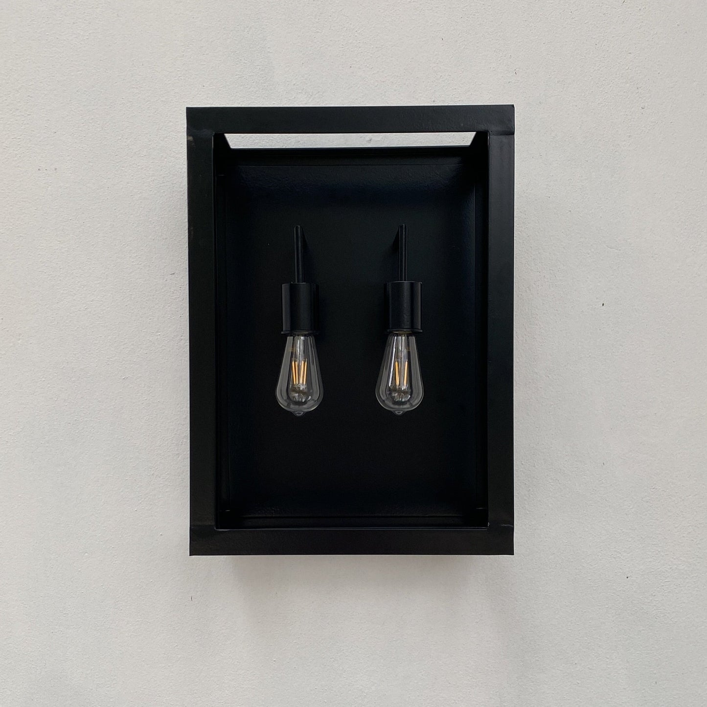 Hannah Wall Mount Light